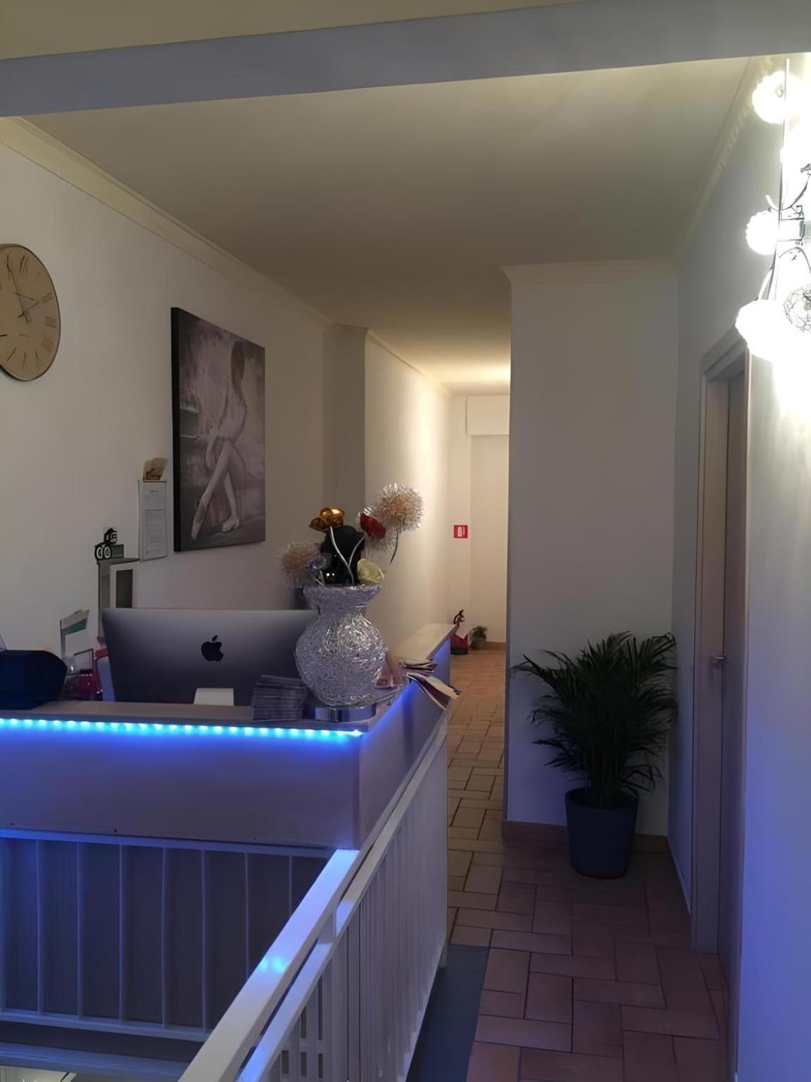 Hotel Casa Boss Oblivium Florencja Zewnętrze zdjęcie